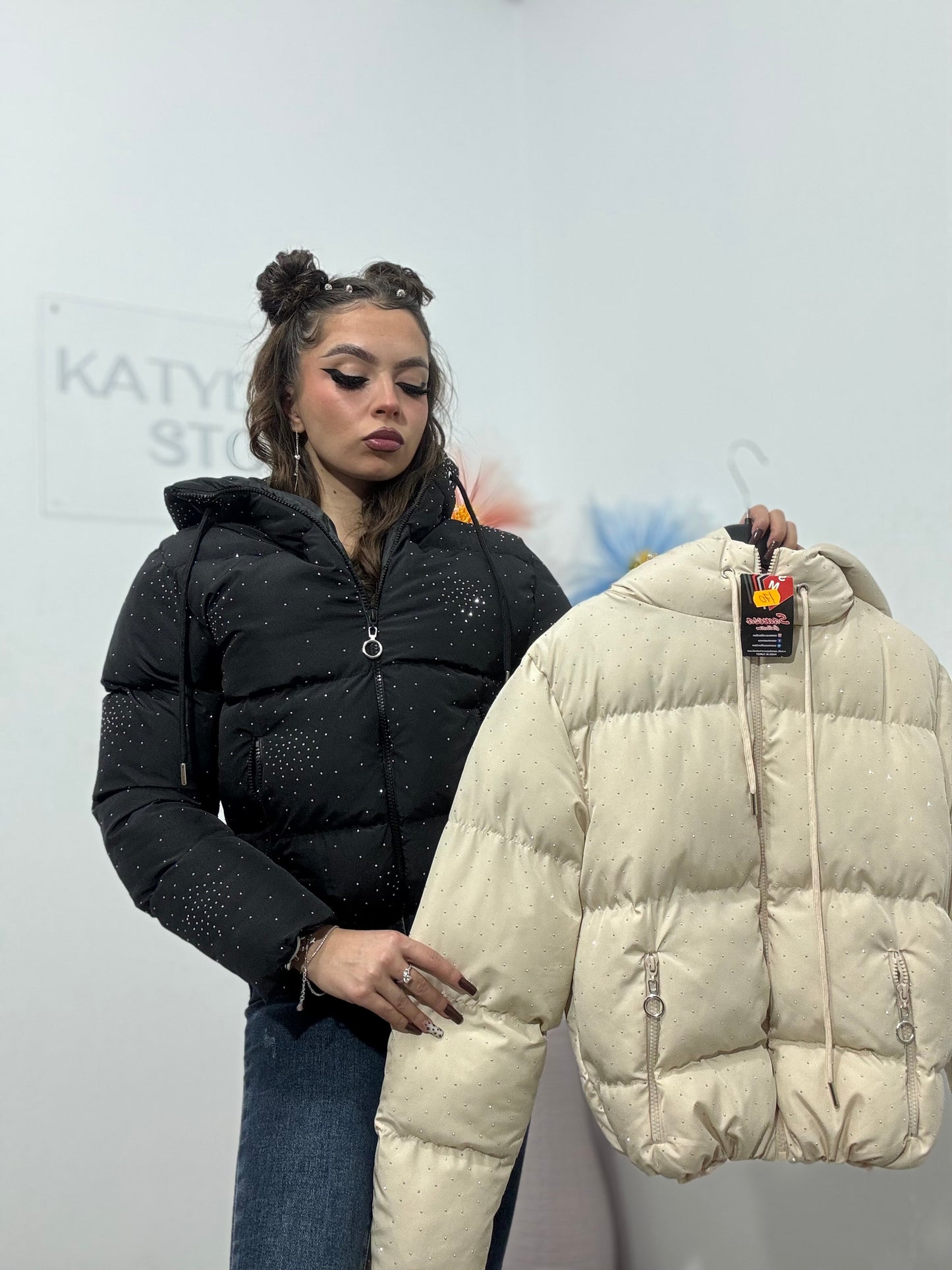 Geacă neagră cu cristale ștanțate Tamarra