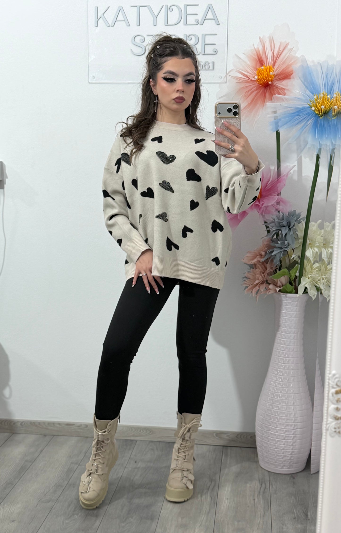 Pulover cu inimioare și cristale HEART