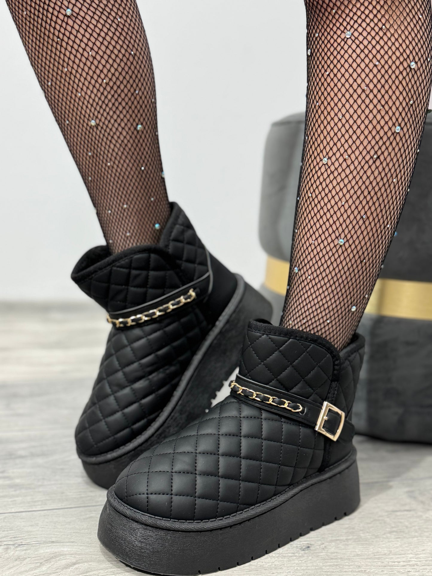 UGG cu lanț auriu ALICE