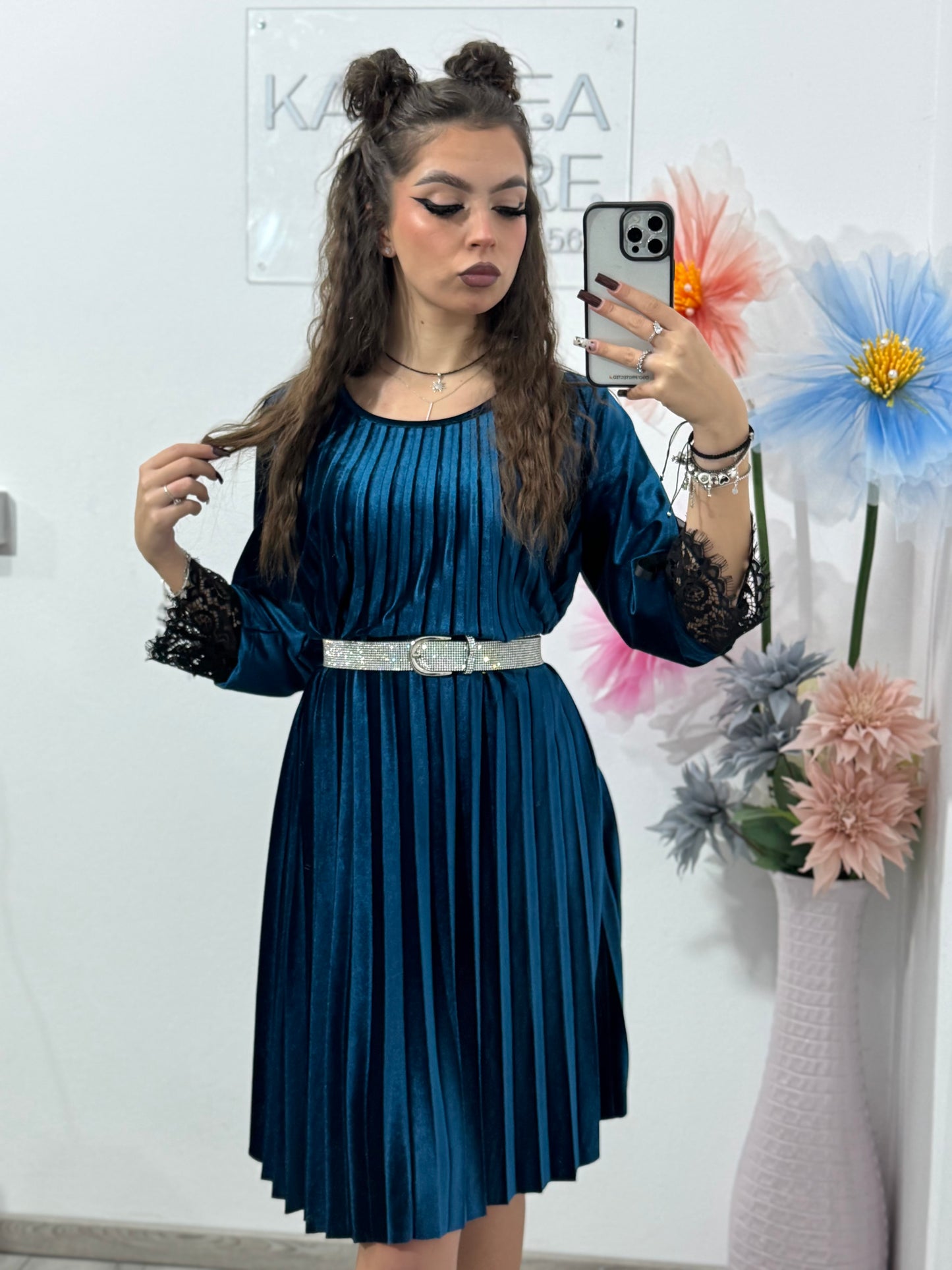 Rochie din catifea și dantelă plisată MARA