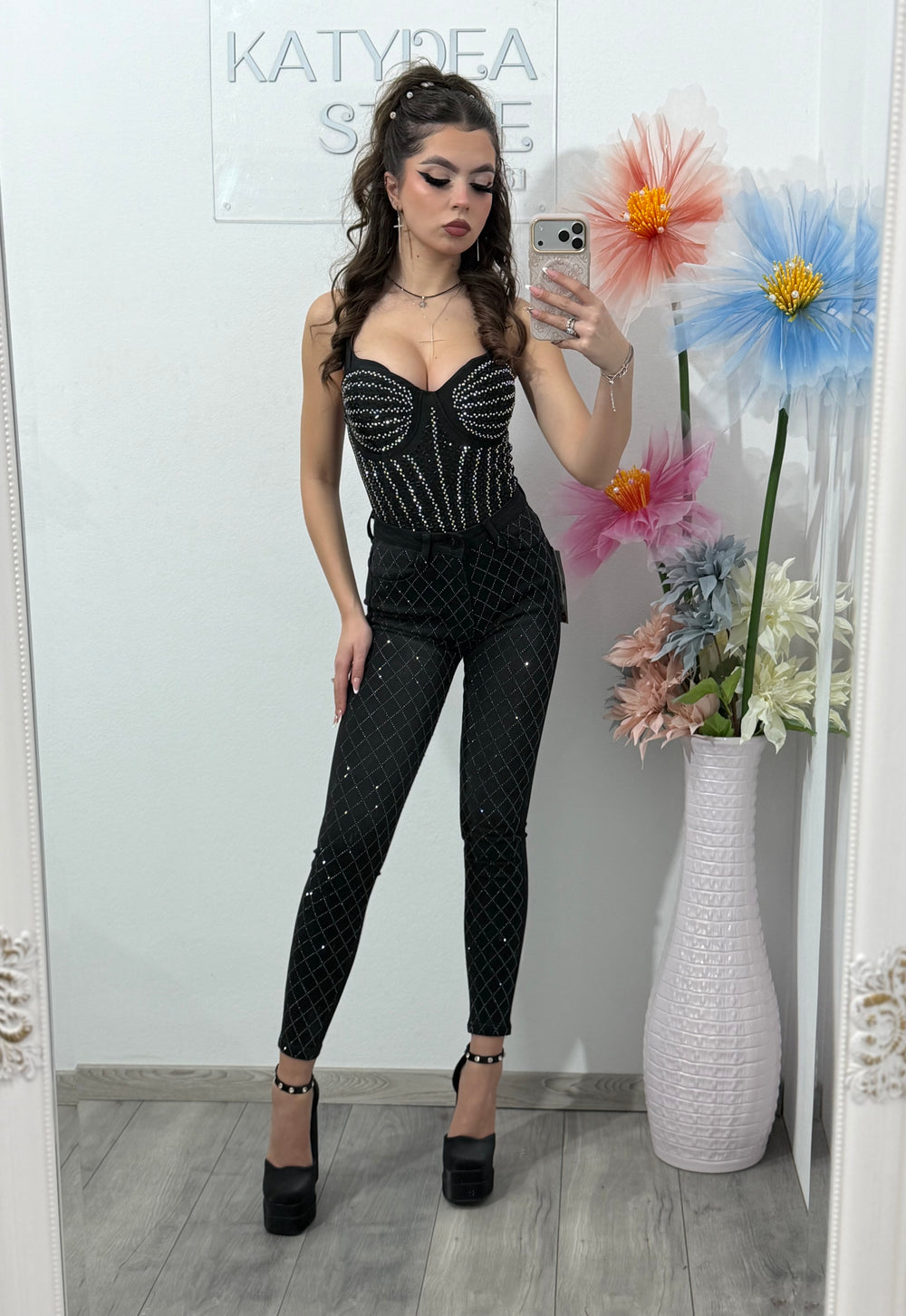 Jeans skinny negri cu cristale ștanțate DANY