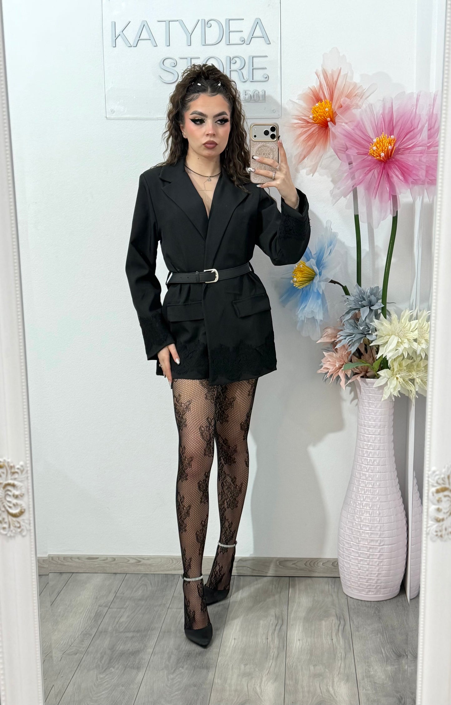 Sacou elegant cu dantelă neagră , negru  SORINA