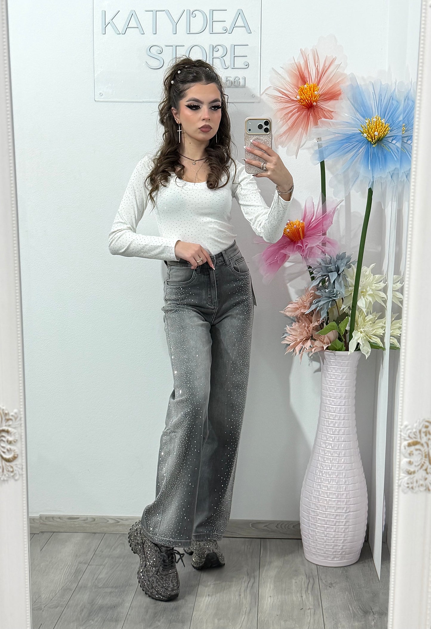 Blugi WideLeg gri cu cristale ștanțate MARA