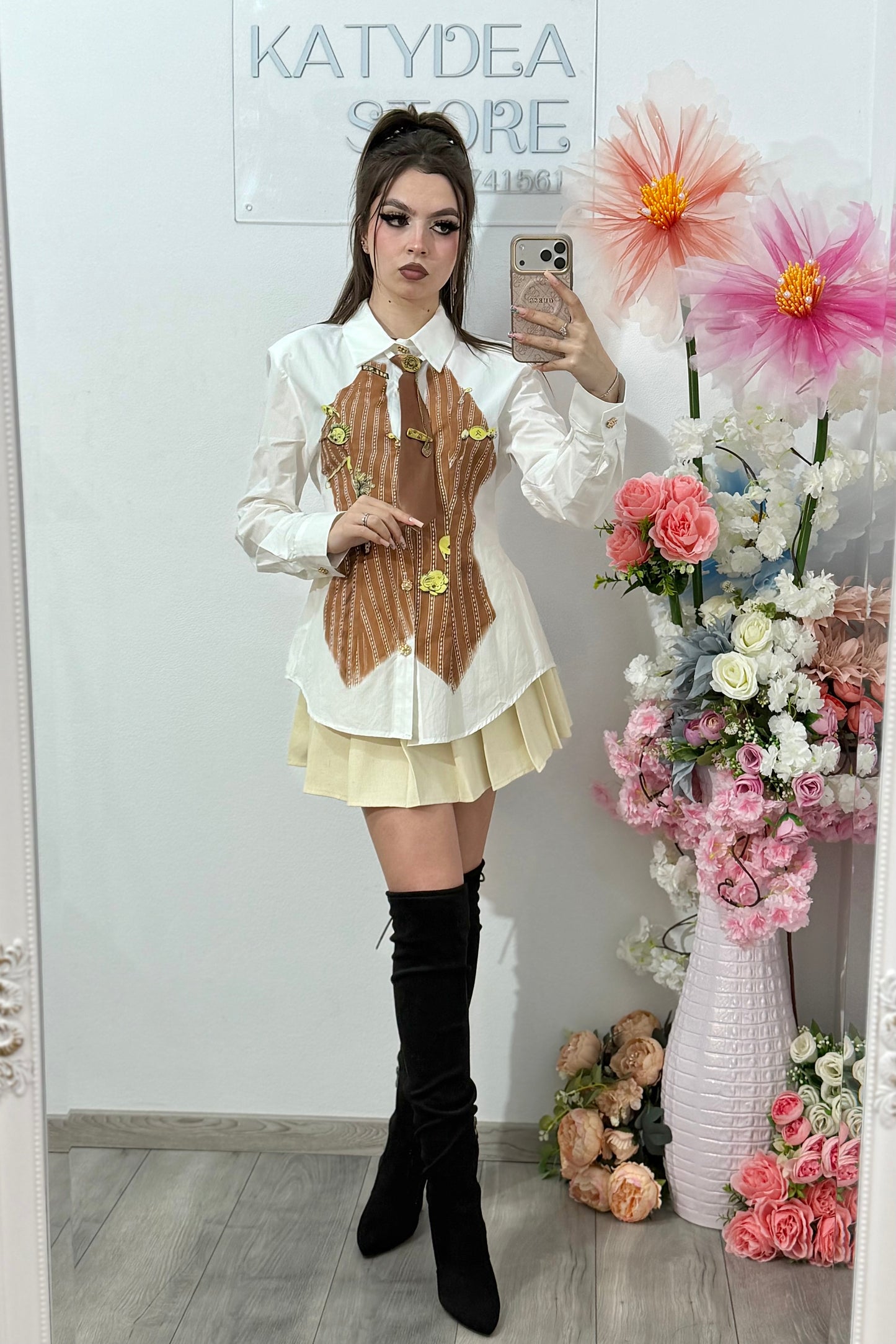 Cămașă elegantă cu detalii aurii și cravată MORENA