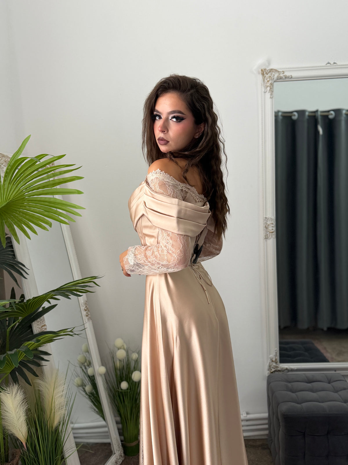 Rochie elegantă crem tip prințesă LUXURY