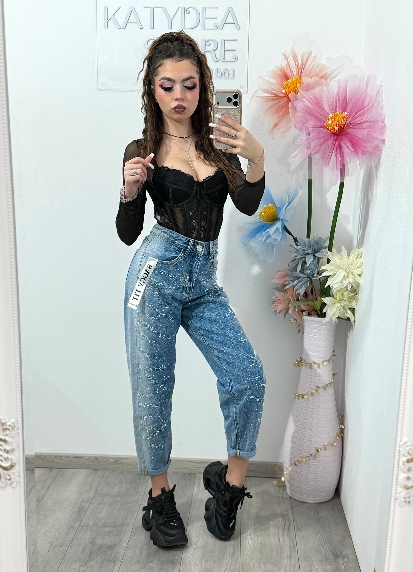 Blugi momfit albaștri cu cristale CARLA