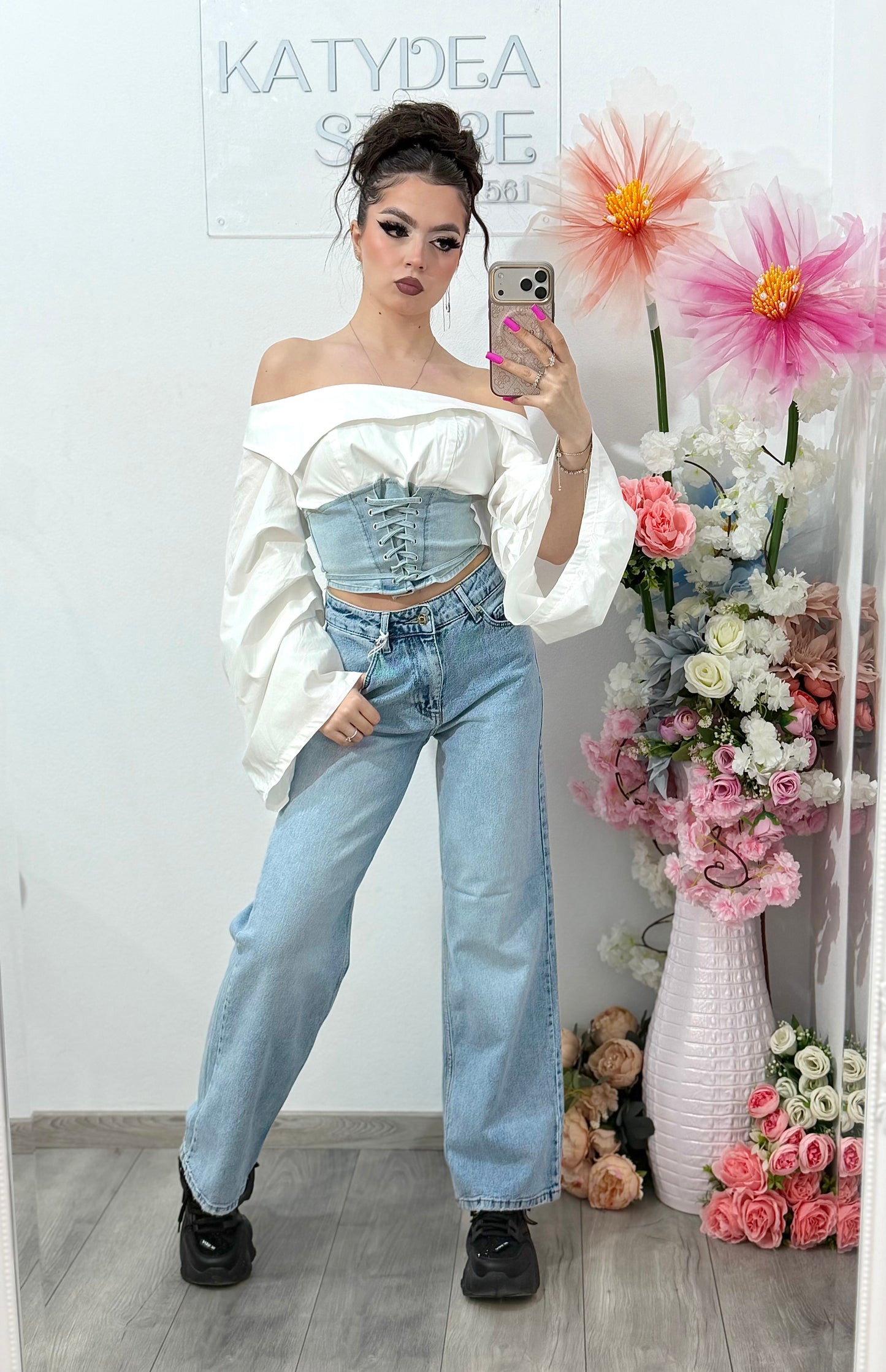 Jeans WideLeg cu buzunar cu piatra roz ștanțată RAMONA