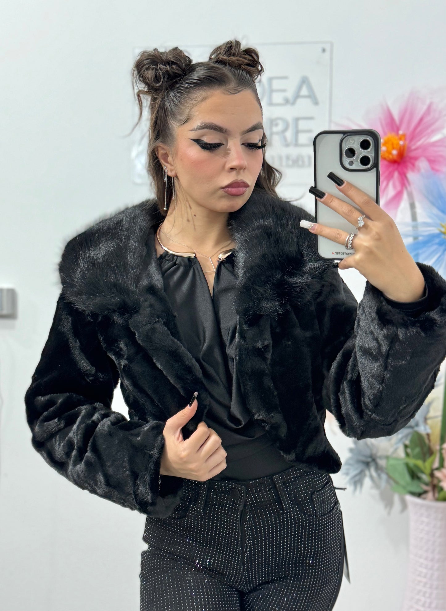 Blăniță neagră Lianne