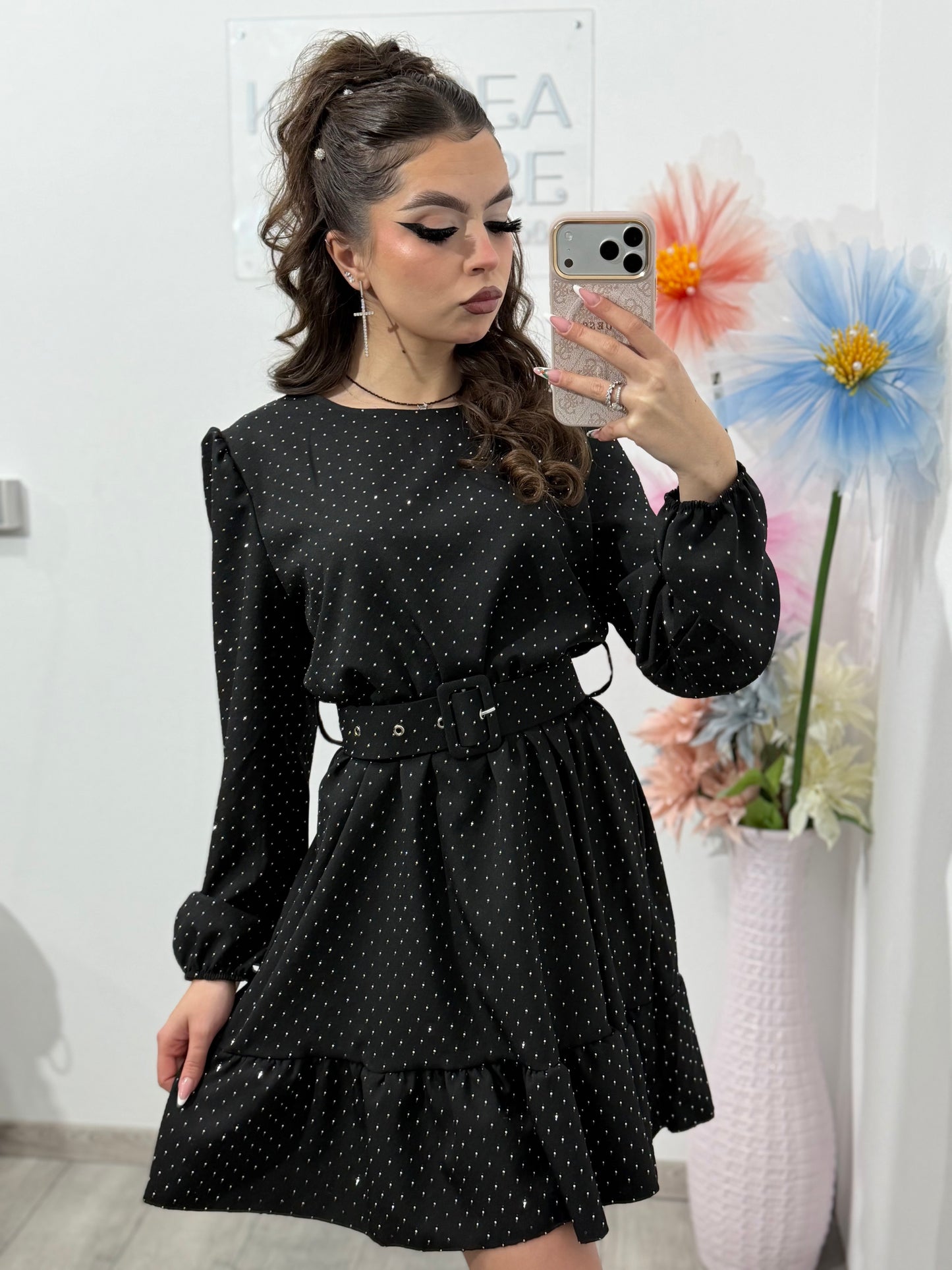 Rochie cu volanas și cristale ștanțate ELLE