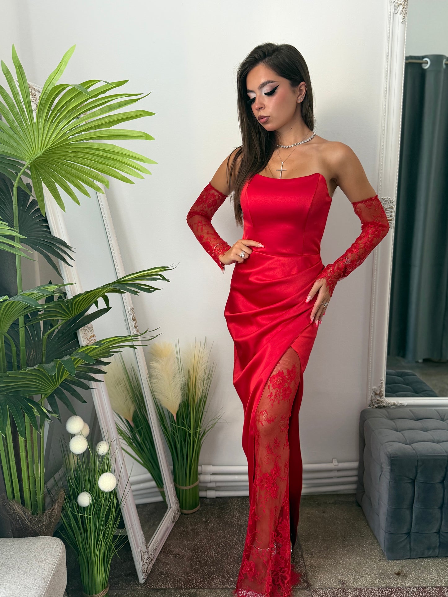 Rochie din tafta și dantelă roșie ELEGANCE