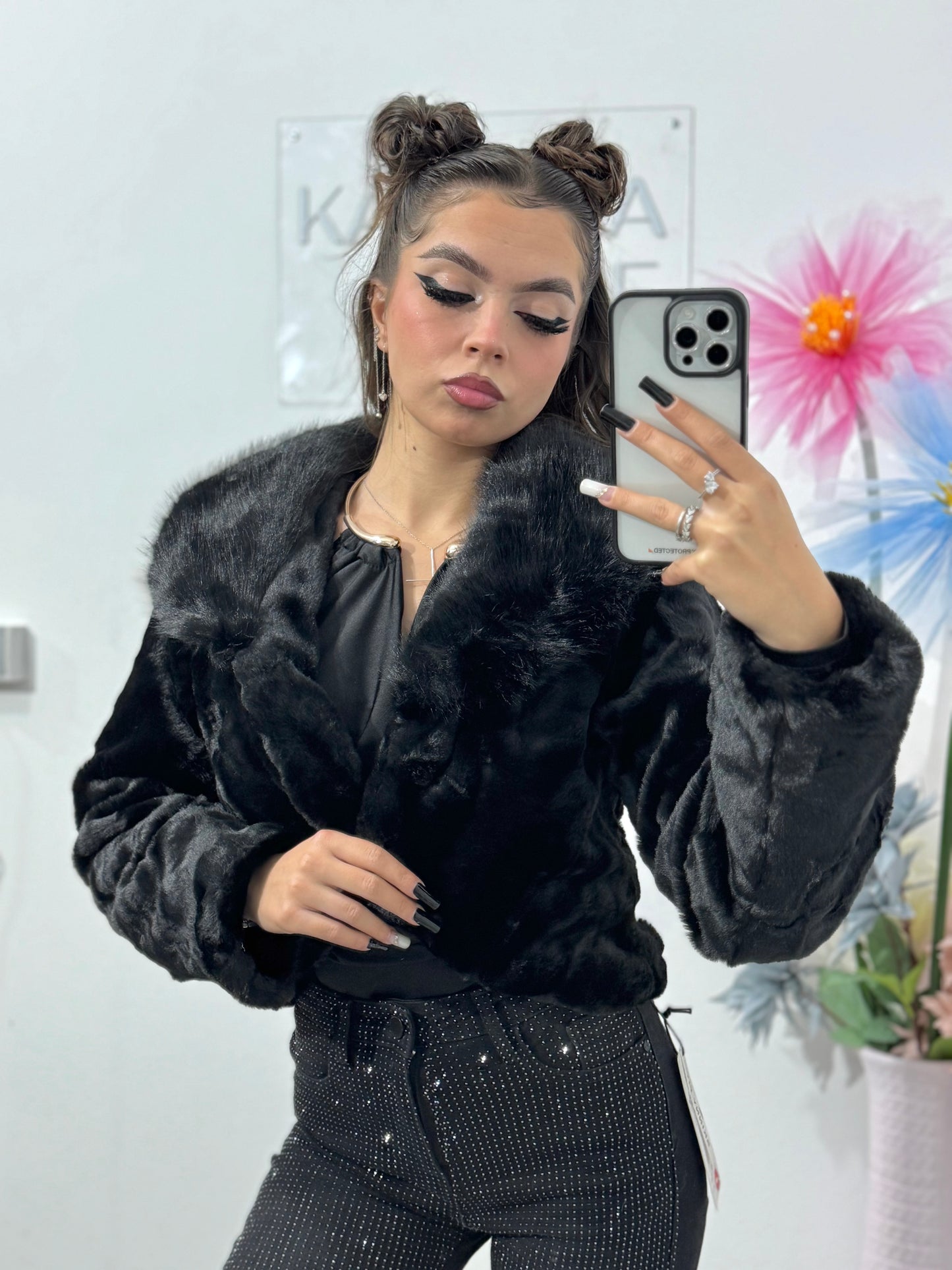 Blăniță neagră Lianne