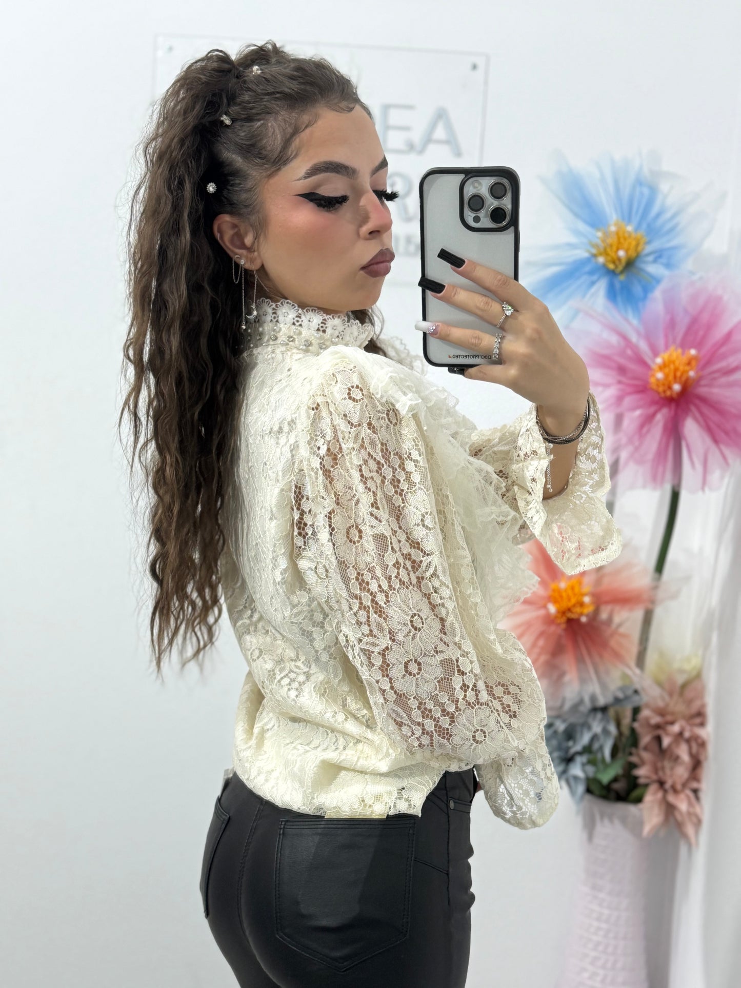 Cămașă cu dantelă și cristale Glam
