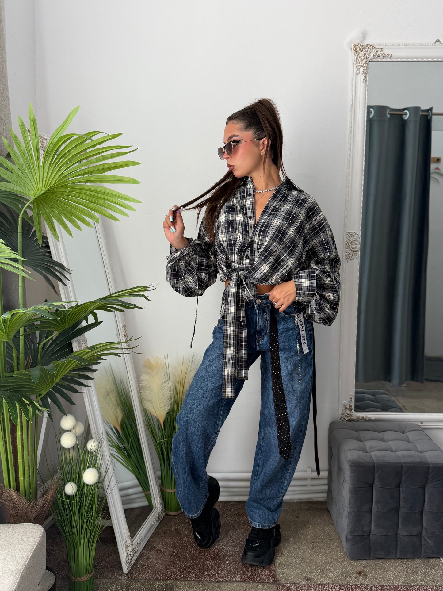Jeans albaștri BalloonFit cu buzunar accesorizat
