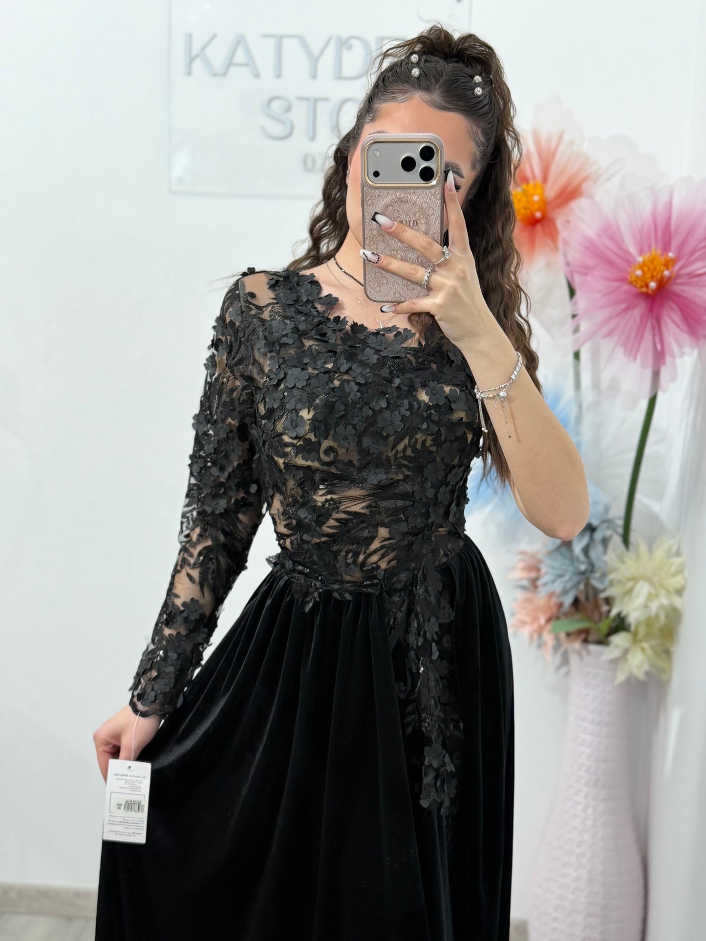 Rochie neagră spectaculoasă cu catifea și dantelă DELUX