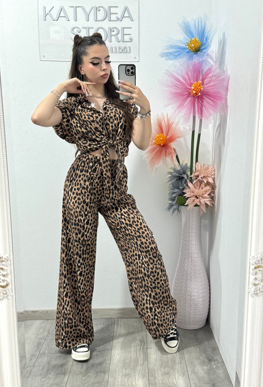 Compleu animal print cu cristale Roxanna
