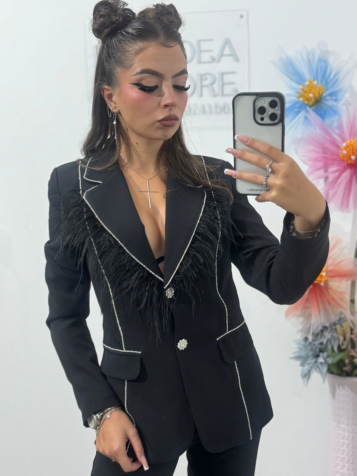 Costum elegant cu cristale și pene negru Carina