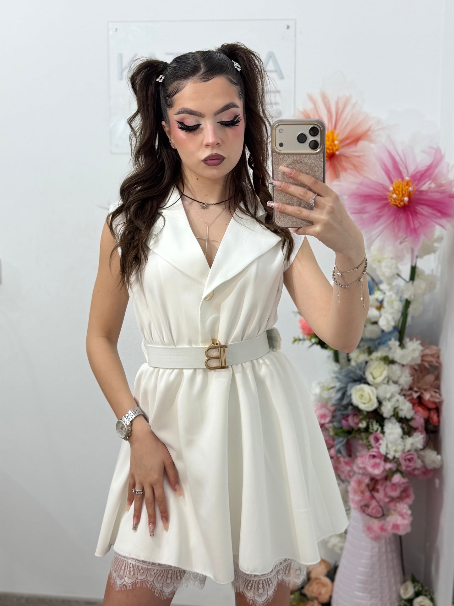 Salopetă elegantă cu dantela alba BABY