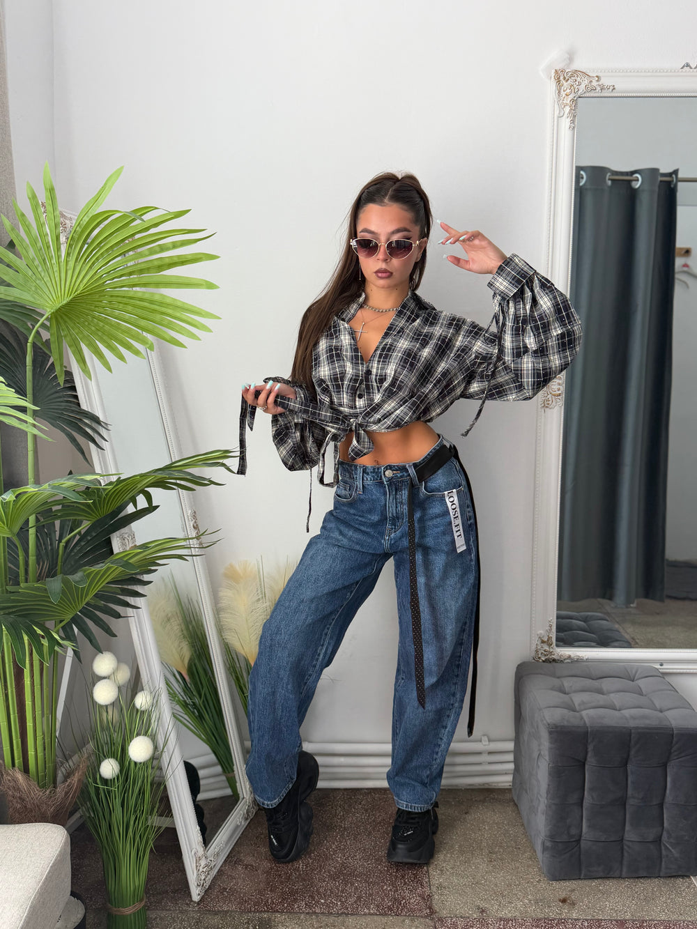 Jeans albaștri BalloonFit cu buzunar accesorizat