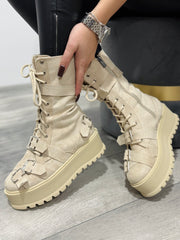 Bocanci cu talpă groasă și catarame bej BELLA