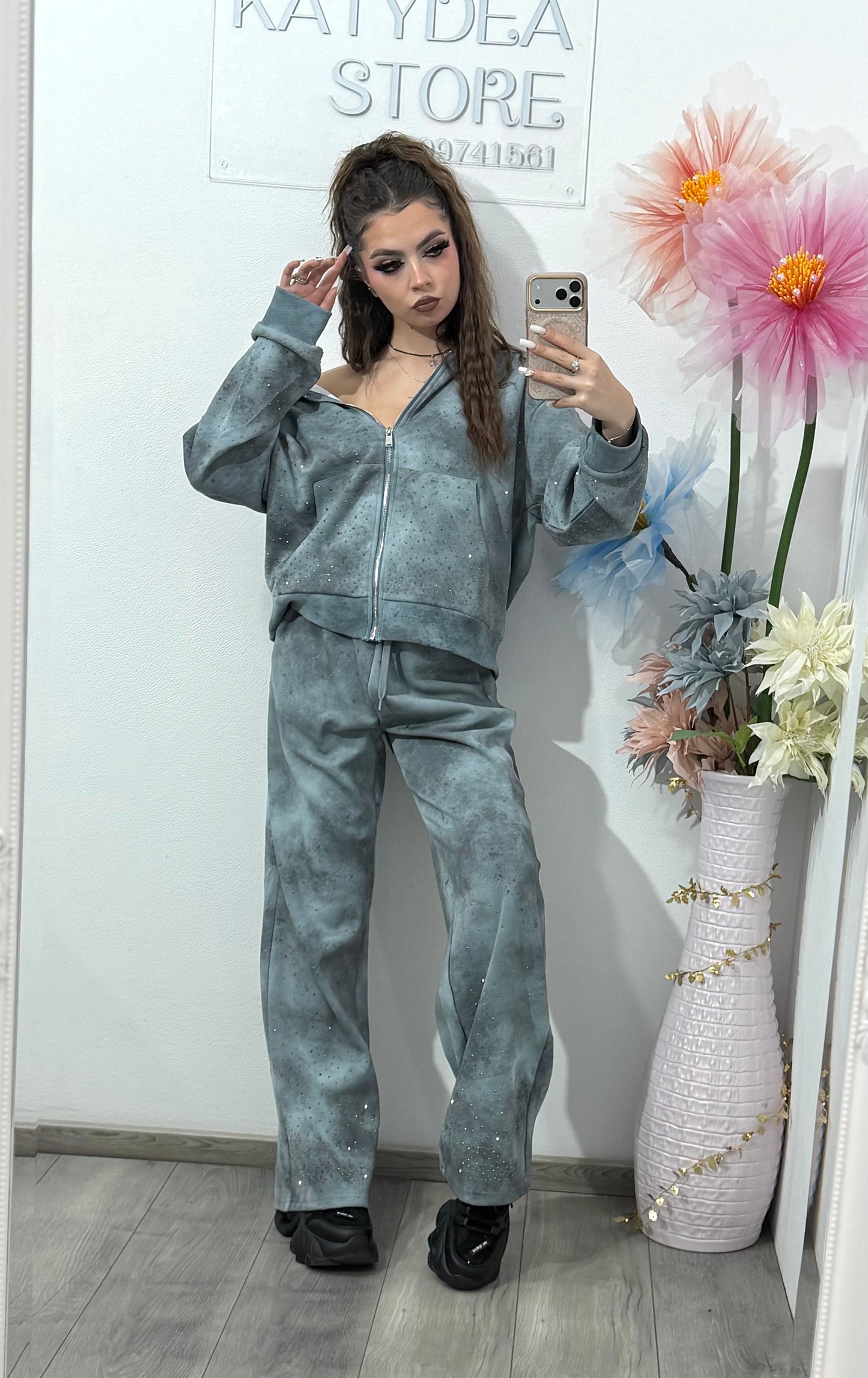 Compleu cu cristale ștanțate grey MARA