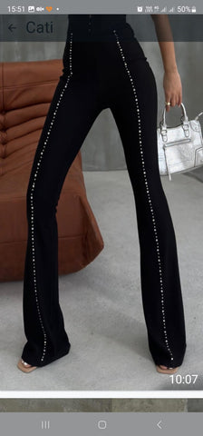 Pantalon evazat accesorizati cu cristale