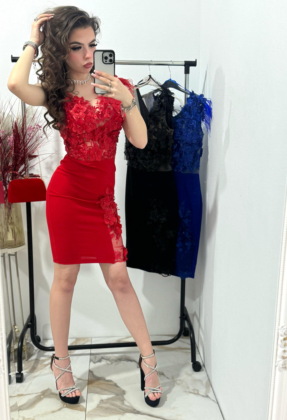 Rochie rosie eleganta cu dantela 3D Paulinne