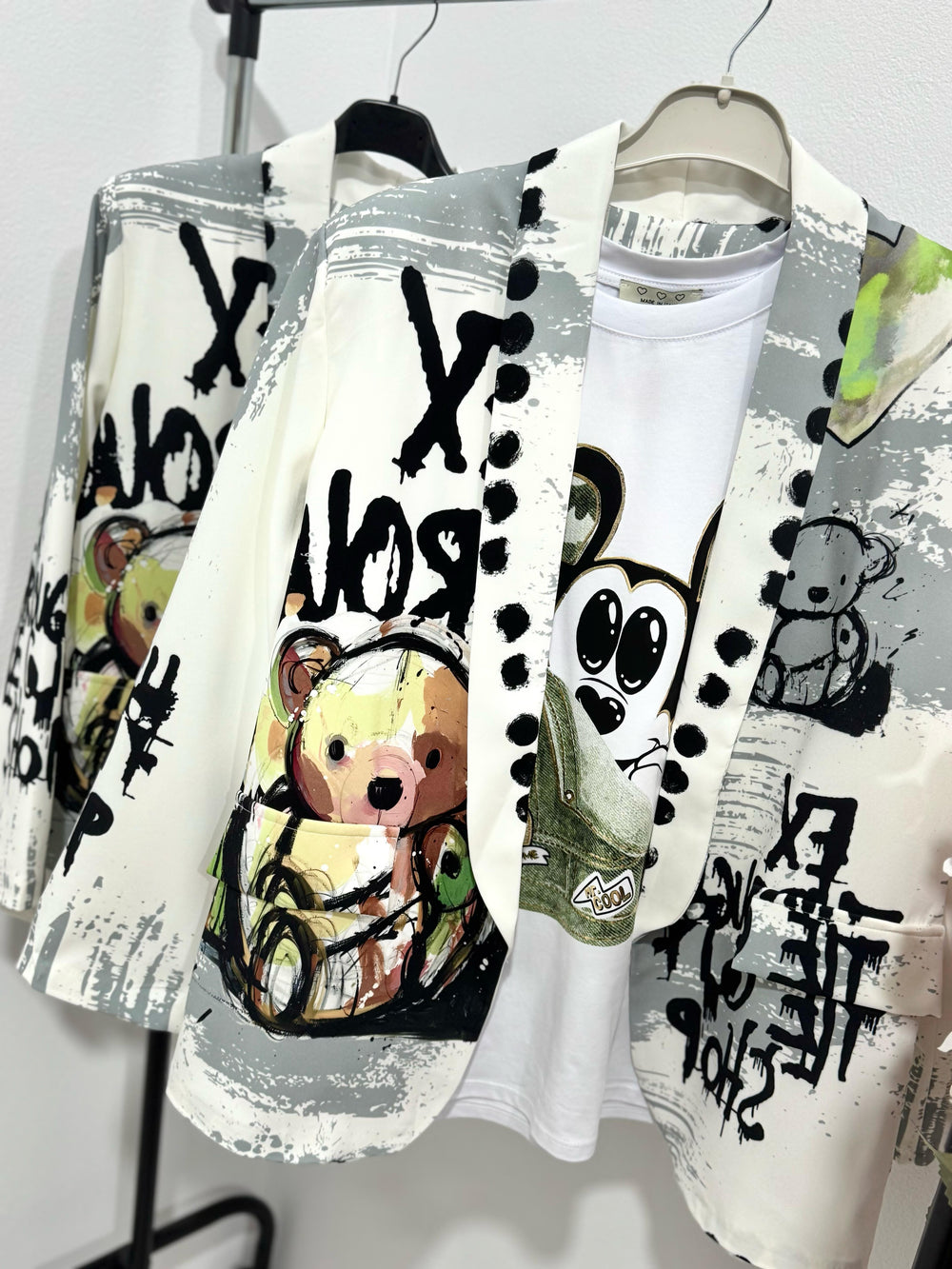 Set sacou + tricou GO TO SHOP