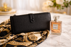 Portofel din piele naturală – eleganță și funcționalitate