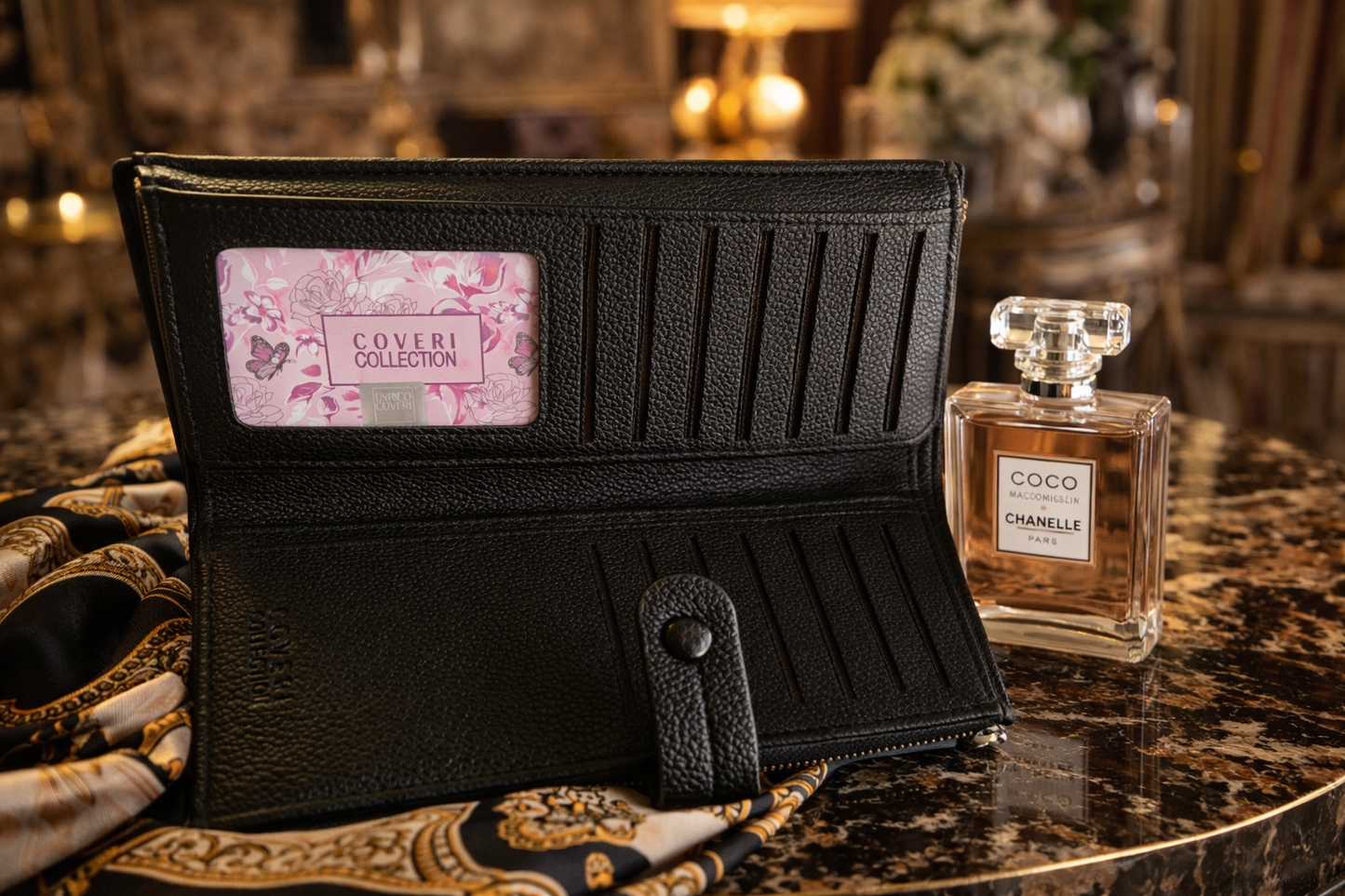 Portofel din piele naturală – eleganță și funcționalitate