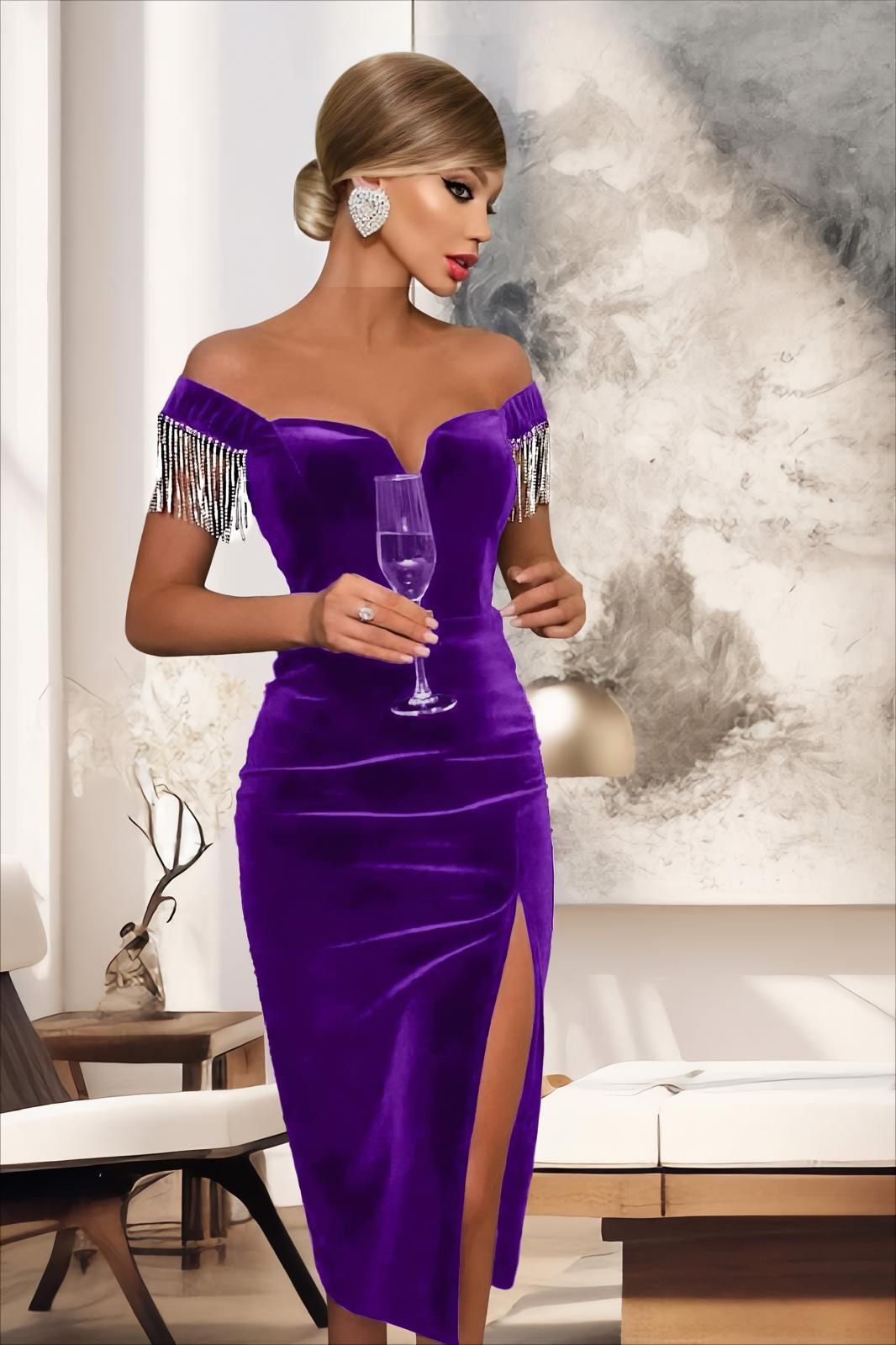 Rochie elegantă mov din catifea, cu umeri goi și despicătură pe picior Lolita