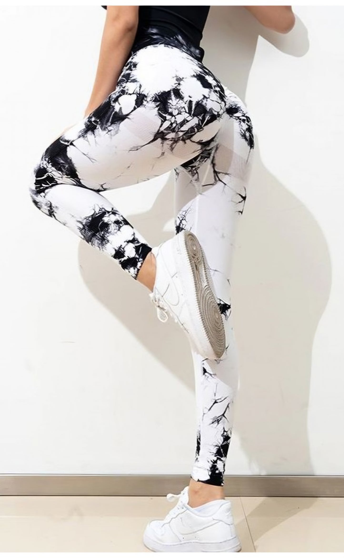 Colanti modelatori albi cu push up