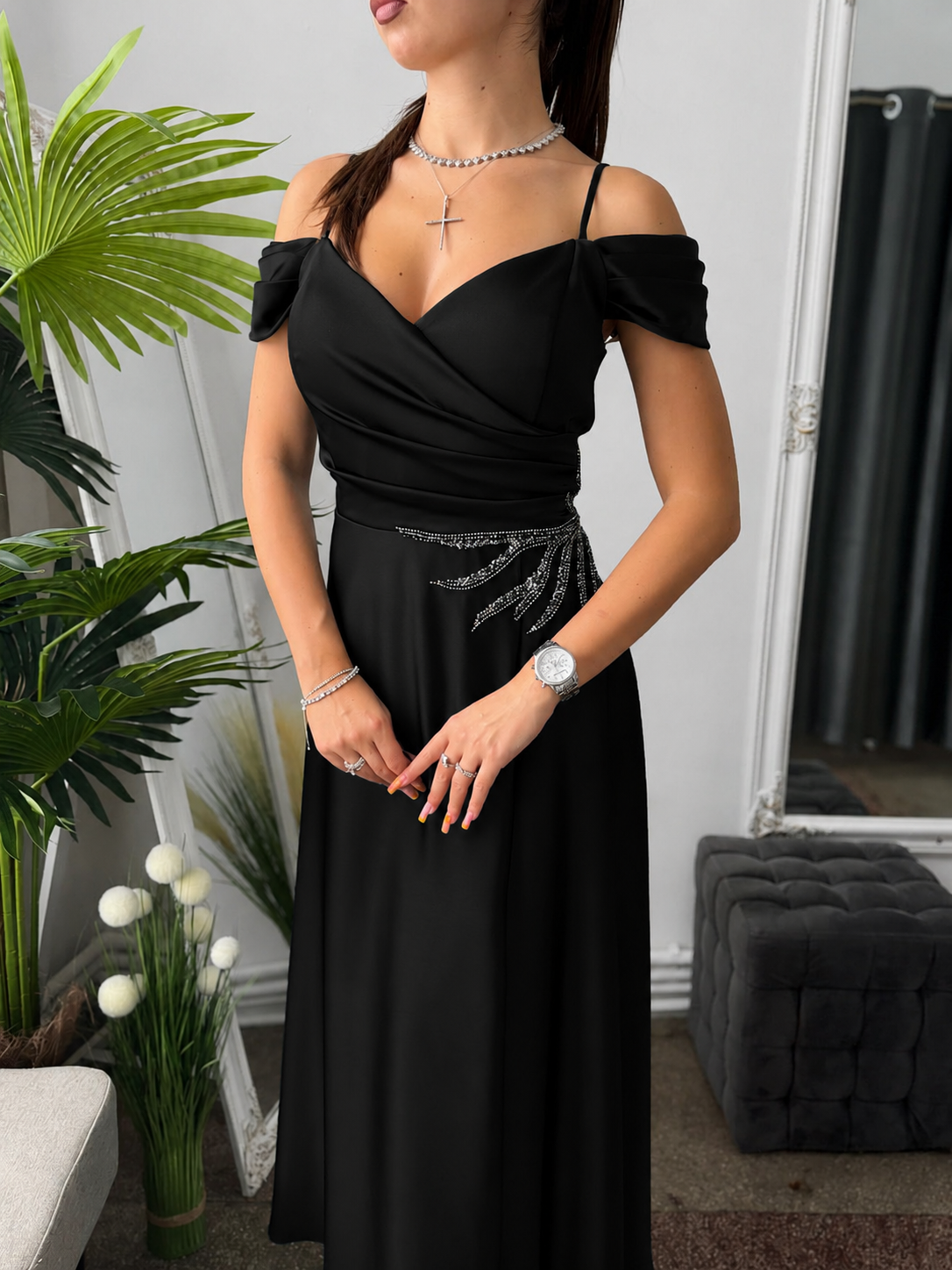 Rochie neagra midi elegantă  KARINNA