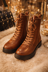 Ghețe damă din piele ecologică – stil urban chic