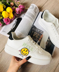 Incaltaminte sport Adidas Smile